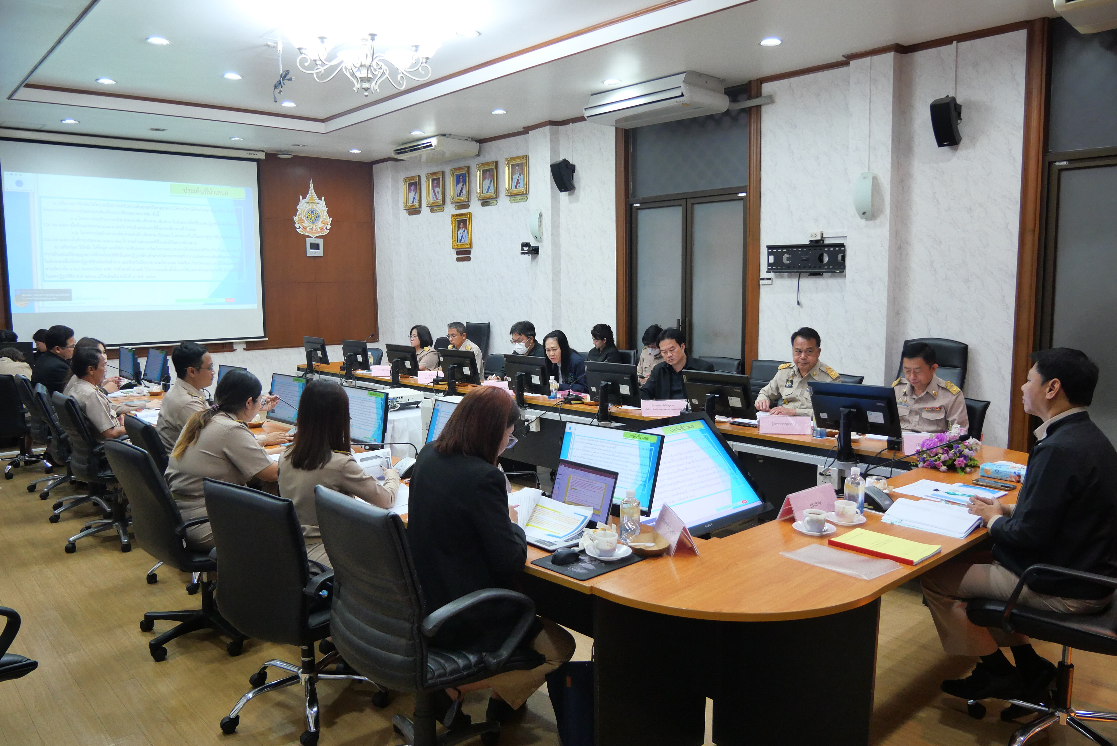 title - การประชุมคณะอนุกรรมการพิจารณาการให้ความยินยอมหรืออนุญาตการใช้ประโยชน์ที่ดินในเขตปฏิรูปที่ดิน ครั้งที่ 1/2569